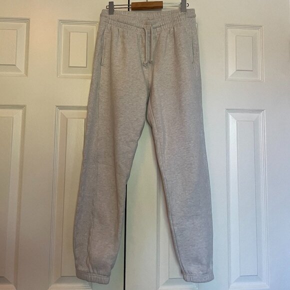 Aritzia TNA Cozy Fleece Boyfriend Sweatpants – Size XS – Light Grey - Picture 1 of 5
